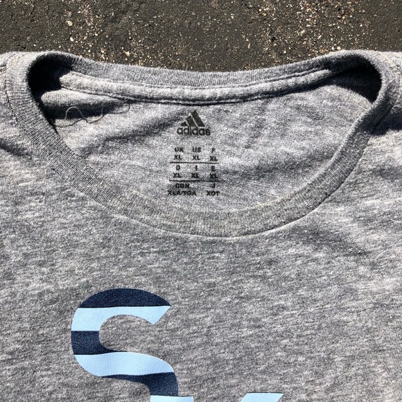 Signed Sporting KC Shirt - Picture 5 of 9